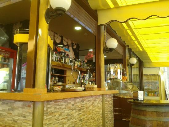 Centro Comercial La Marina